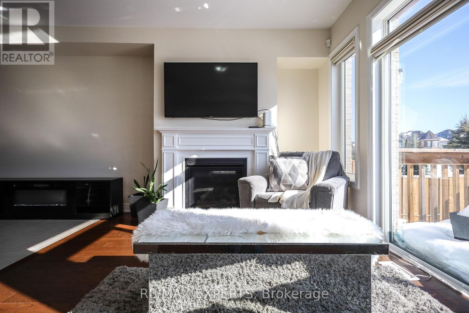 27 Hogan Manor Drive, Brampton, Ontario  L7A 4V3 - Photo 20 - W12788628