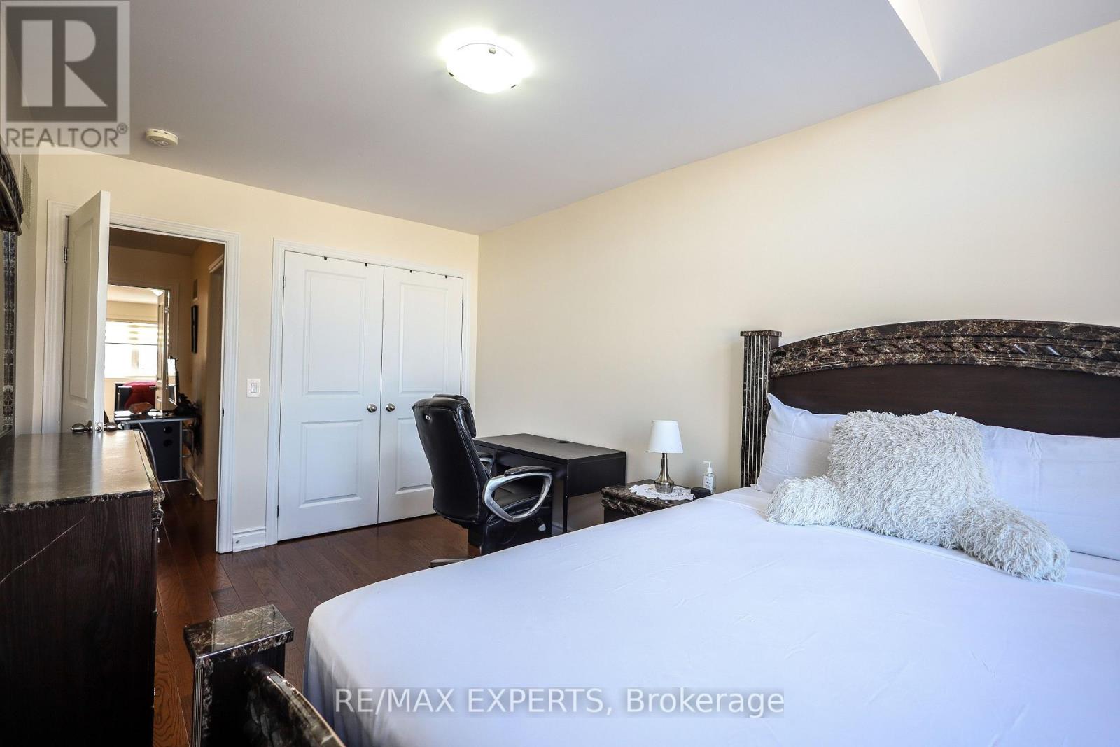 27 Hogan Manor Drive, Brampton, Ontario  L7A 4V3 - Photo 27 - W12788628