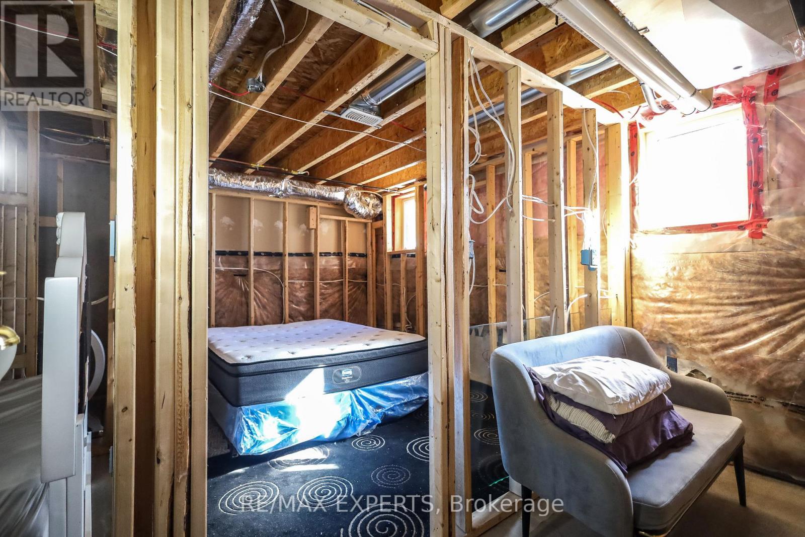 27 Hogan Manor Drive, Brampton, Ontario  L7A 4V3 - Photo 41 - W12788628