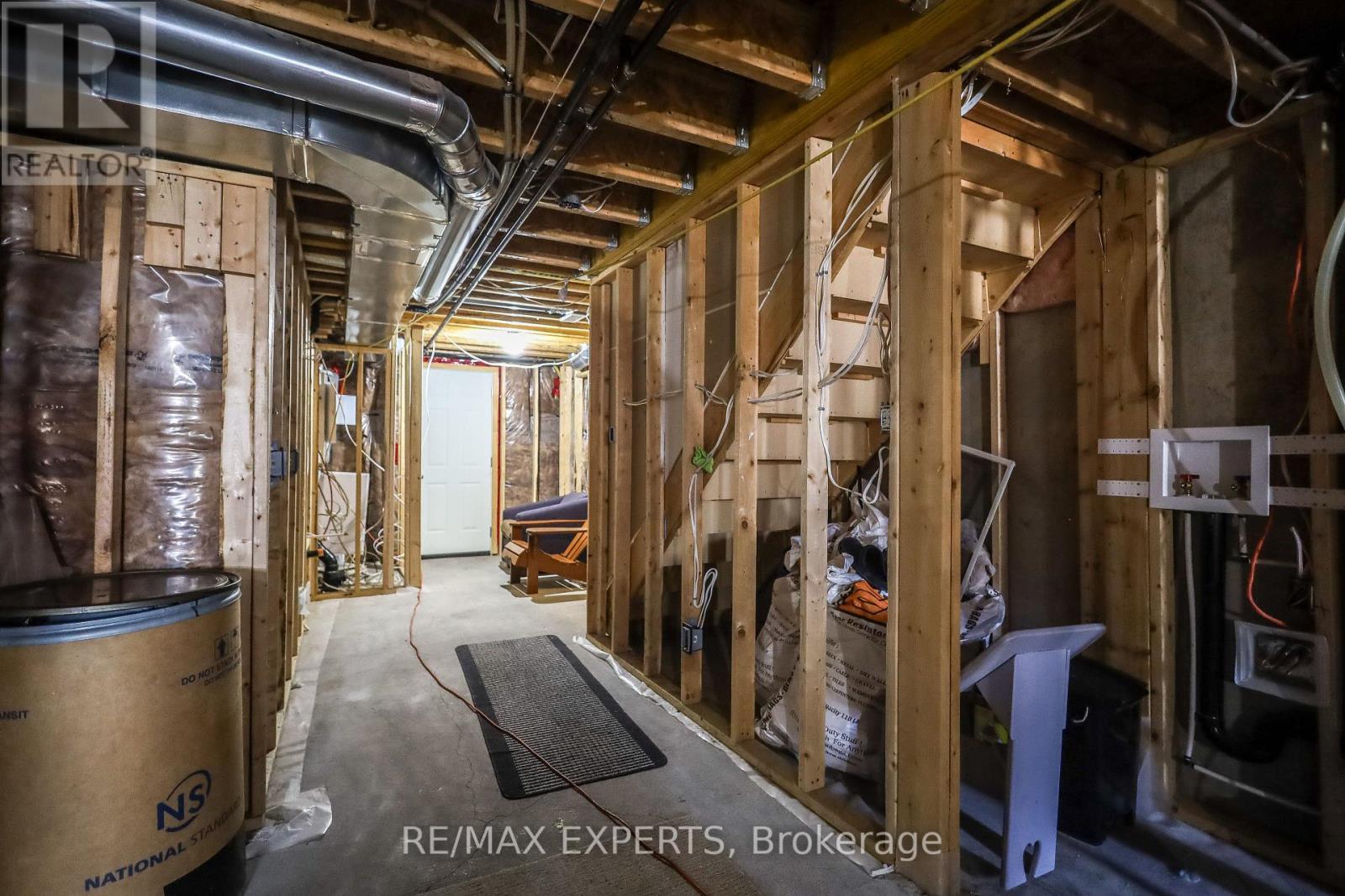 27 Hogan Manor Drive, Brampton, Ontario  L7A 4V3 - Photo 44 - W12788628