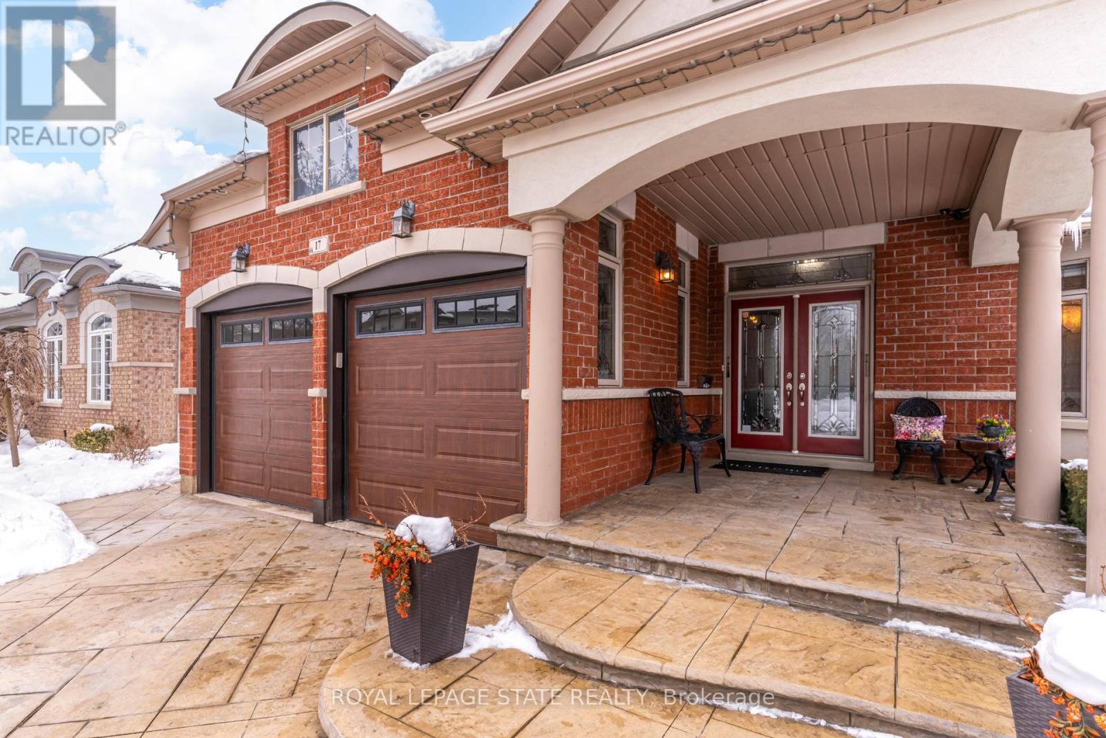 17 Mcnutt Street, Brampton, Ontario  L6Y 5L3 - Photo 5 - W12788660