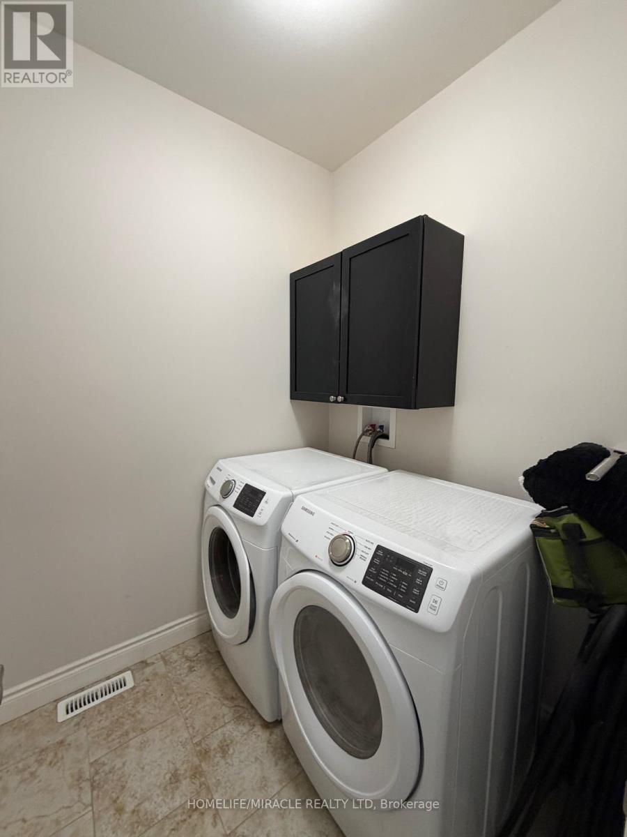 37 Ledgerock Court, Quinte West (Sidney Ward), Ontario  K8R 1G3 - Photo 23 - X12788642