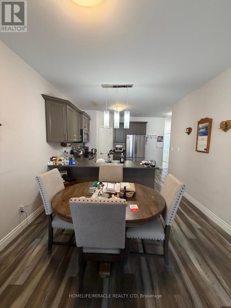 37 Ledgerock Court, Quinte West (Sidney Ward), Ontario  K8R 1G3 - Photo 5 - X12788642