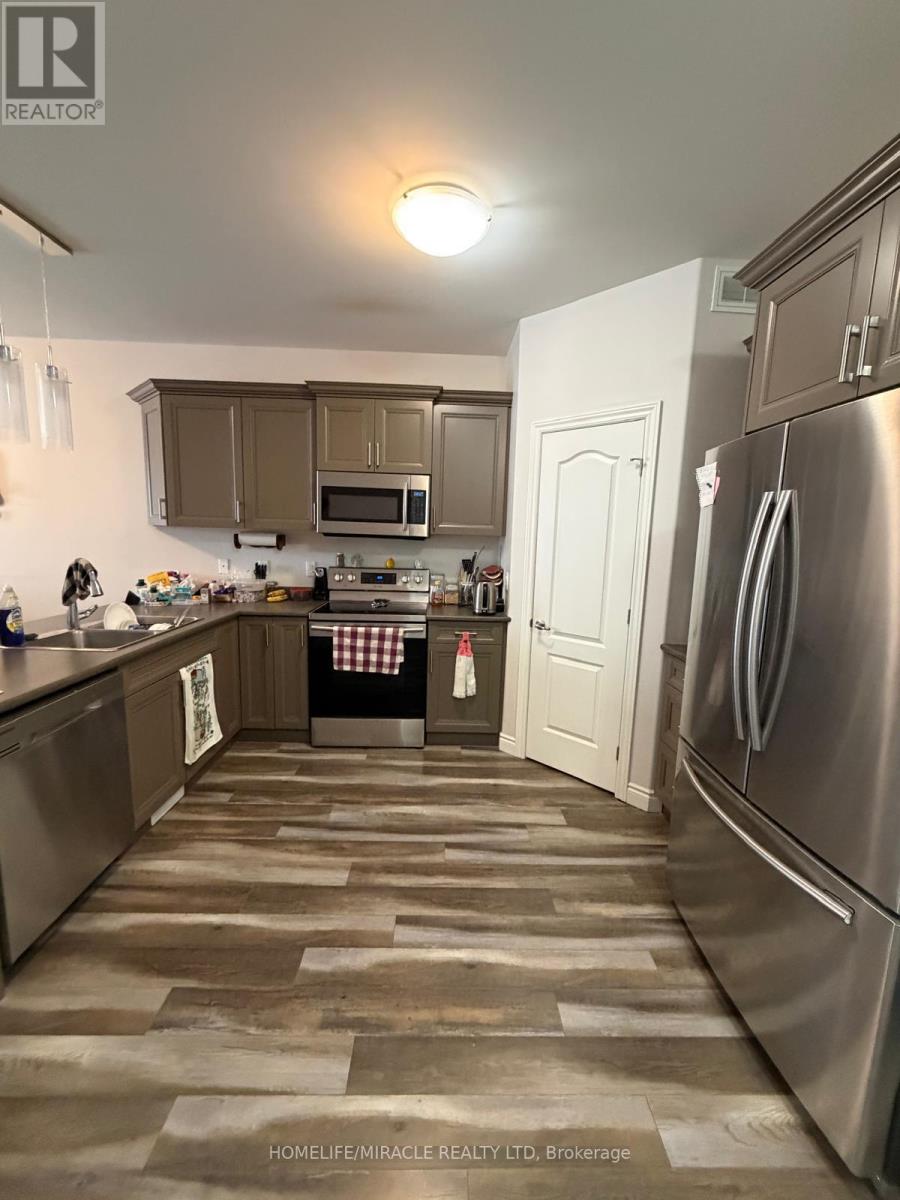 37 Ledgerock Court, Quinte West (Sidney Ward), Ontario  K8R 1G3 - Photo 9 - X12788642