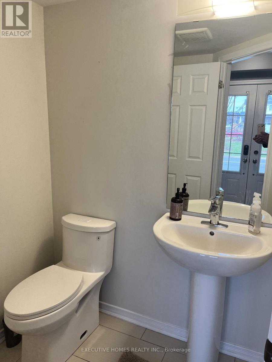 51 Thompson Road, Haldimand, Ontario  N3W 0B5 - Photo 12 - X12788654