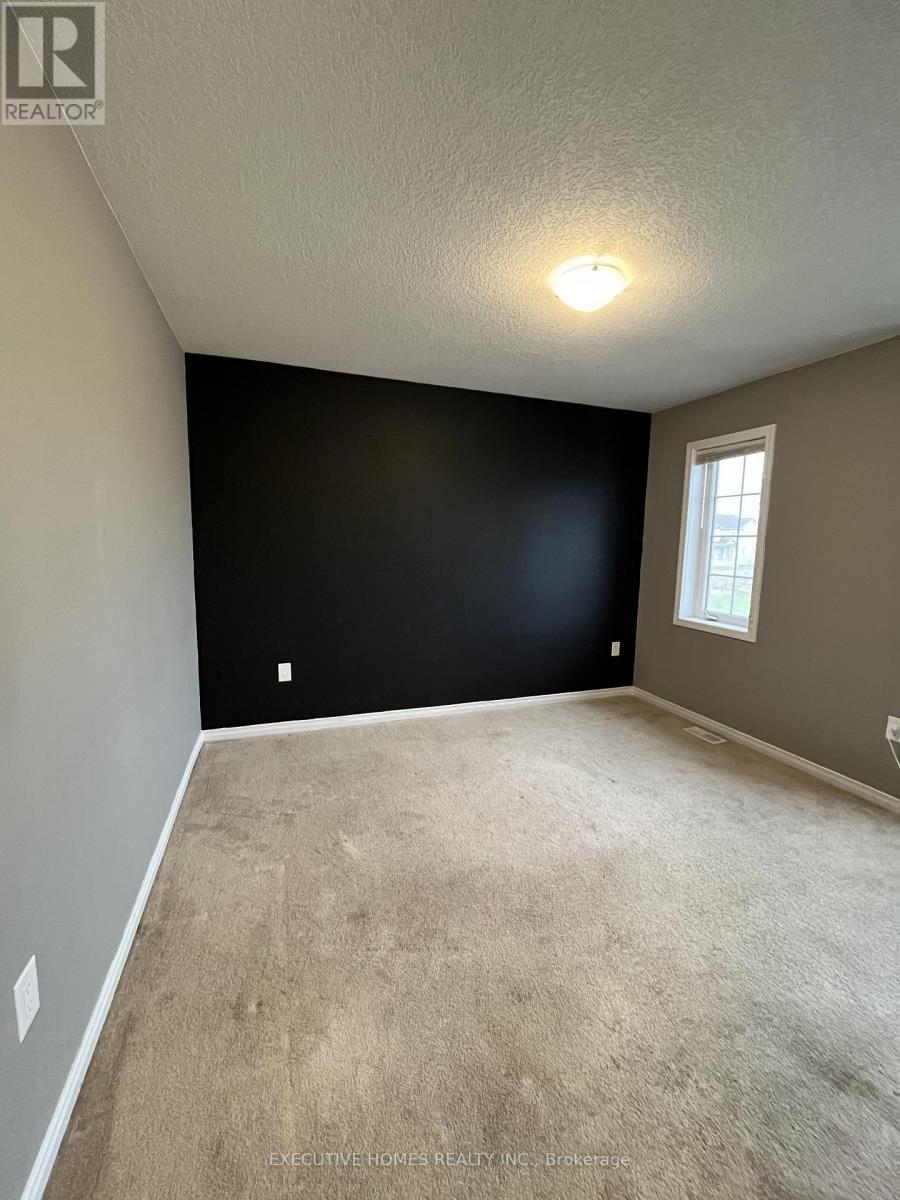 51 Thompson Road, Haldimand, Ontario  N3W 0B5 - Photo 17 - X12788654