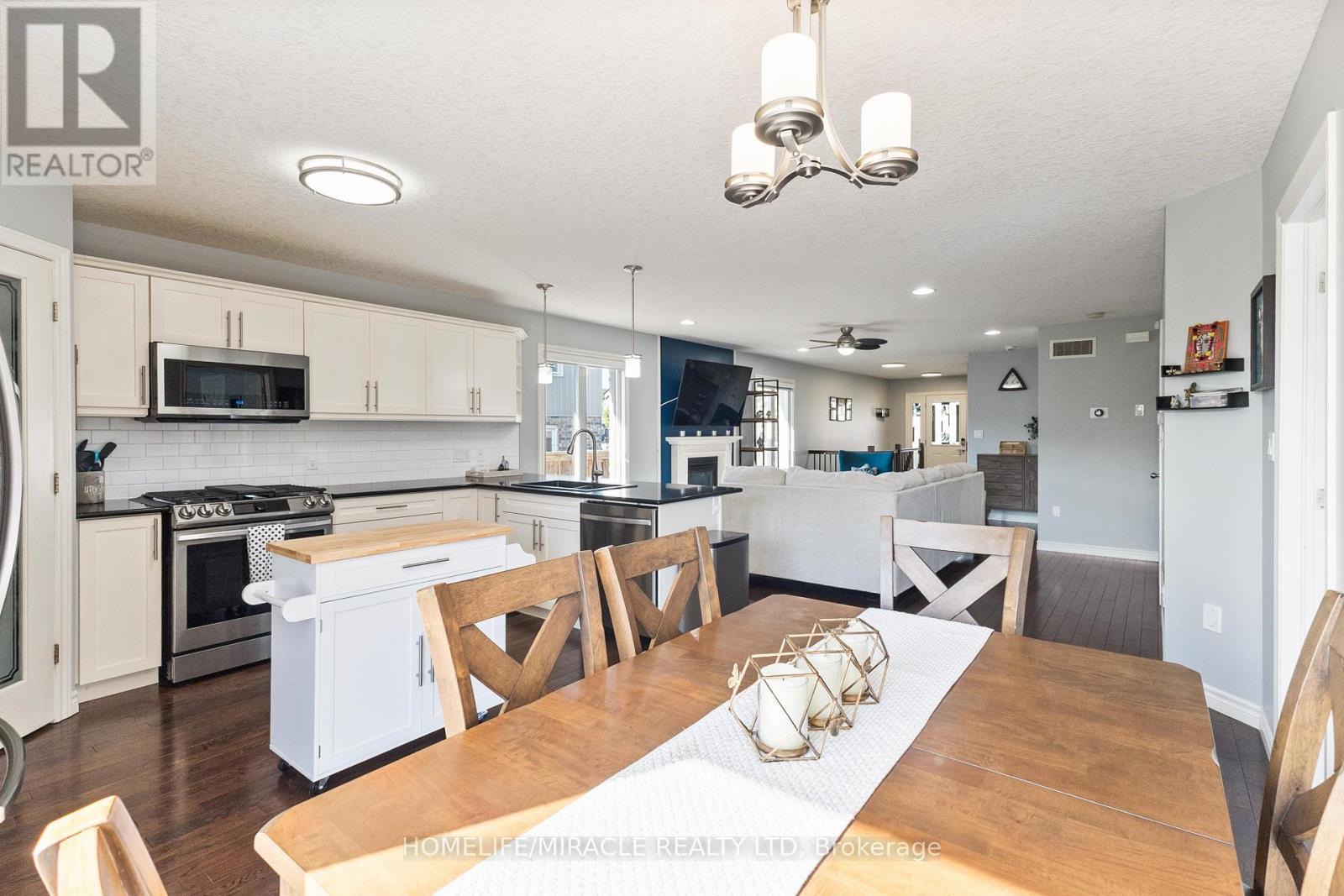 2 - 70 Tanoak Drive, London North, Ontario  N6G 5R3 - Photo 10 - X12788658