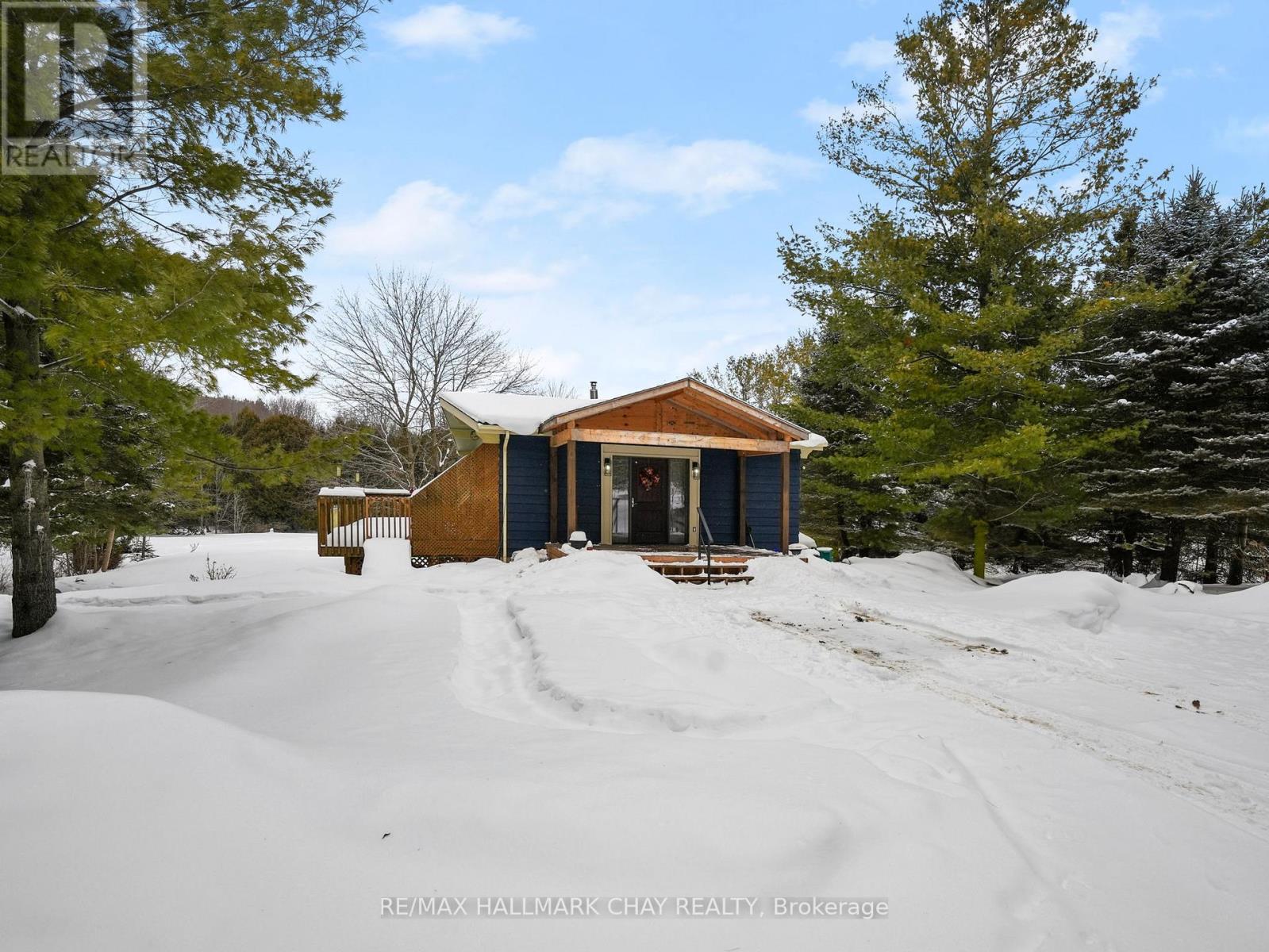 1 Pine River Crescent, Mulmur, Ontario  L9V 3H2 - Photo 2 - X12788670