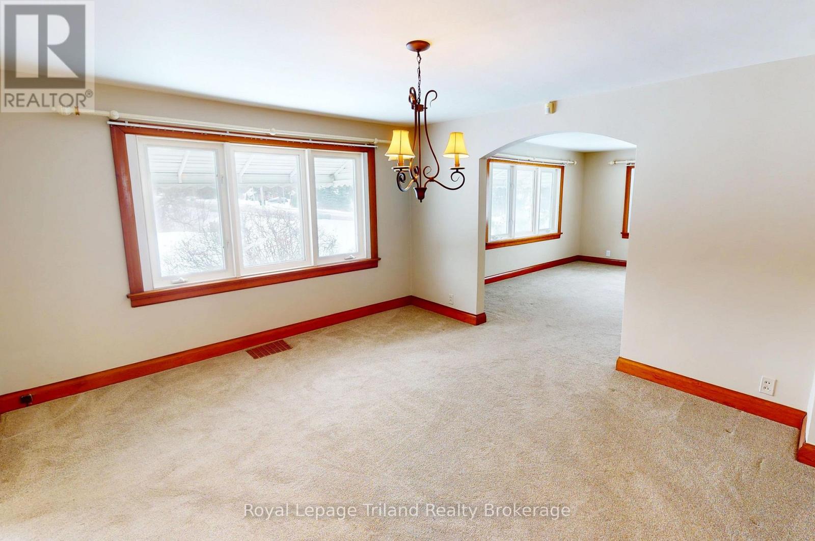 291 Harris Street, Ingersoll, Ontario  N5C 1Y5 - Photo 10 - X12788696