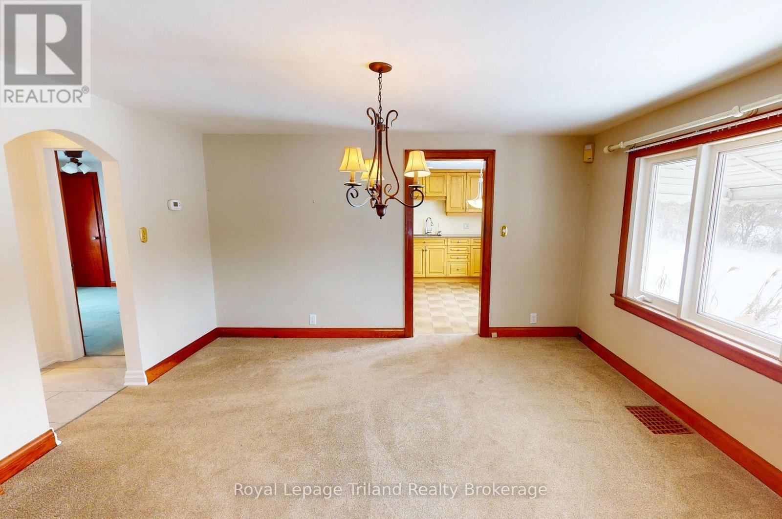 291 Harris Street, Ingersoll, Ontario  N5C 1Y5 - Photo 8 - X12788696