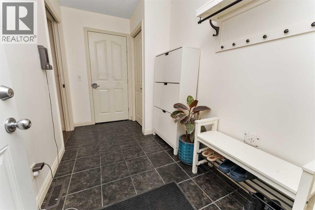 214 Royal Oak Bay Nw, Calgary, Alberta  T3G 6A4 - Photo 22 - A2286427