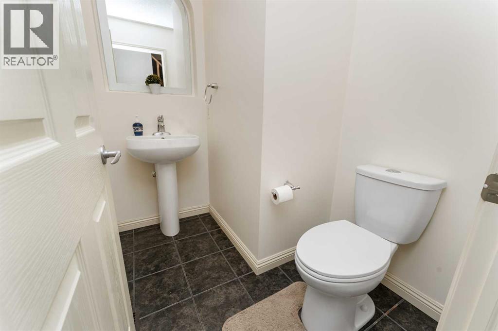 214 Royal Oak Bay Nw, Calgary, Alberta  T3G 6A4 - Photo 23 - A2286427