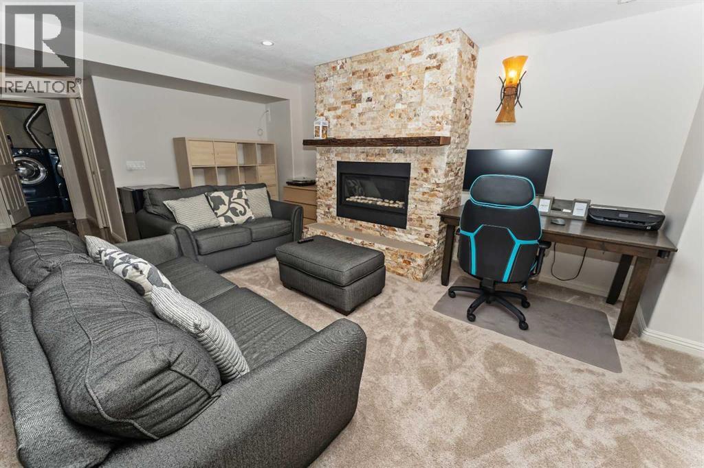 214 Royal Oak Bay Nw, Calgary, Alberta  T3G 6A4 - Photo 43 - A2286427