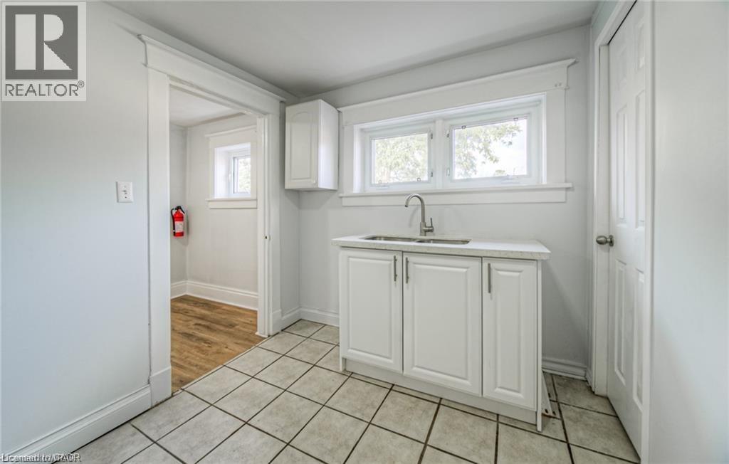 93 Water Street S Unit# Upper, Cambridge, Ontario  N1R 3E1 - Photo 11 - 40805120