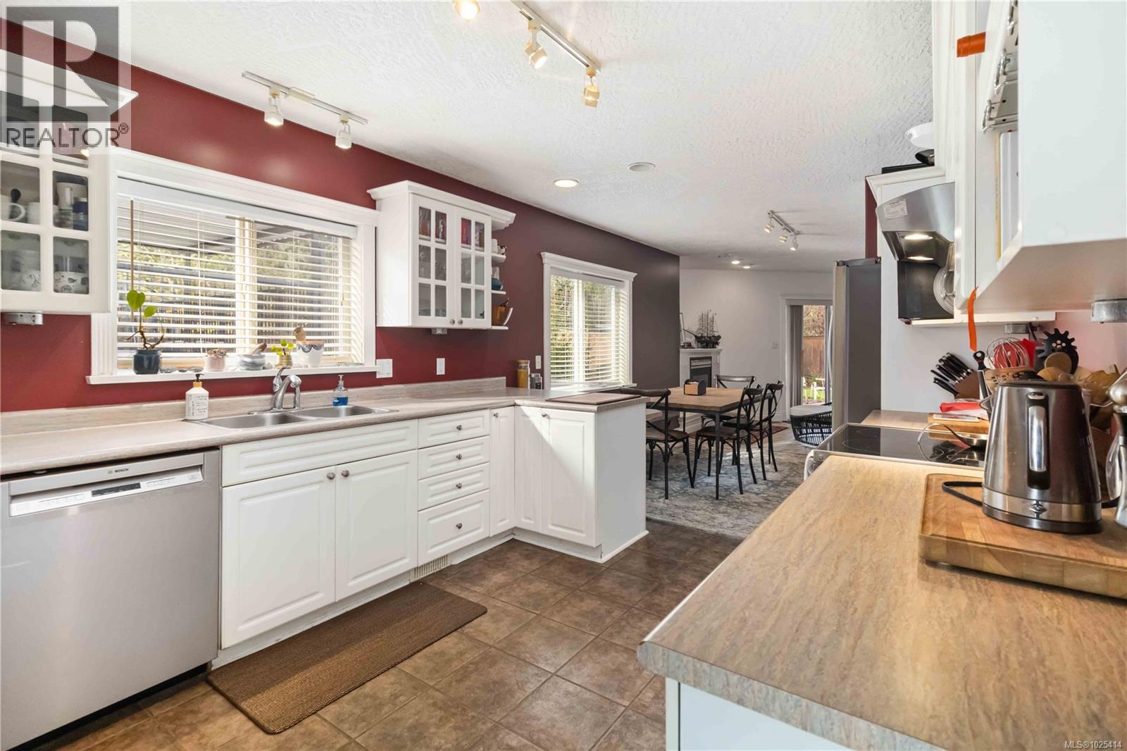 88 Chilco Ridge Pl, View Royal, British Columbia  V9B 5Z7 - Photo 12 - 1025414