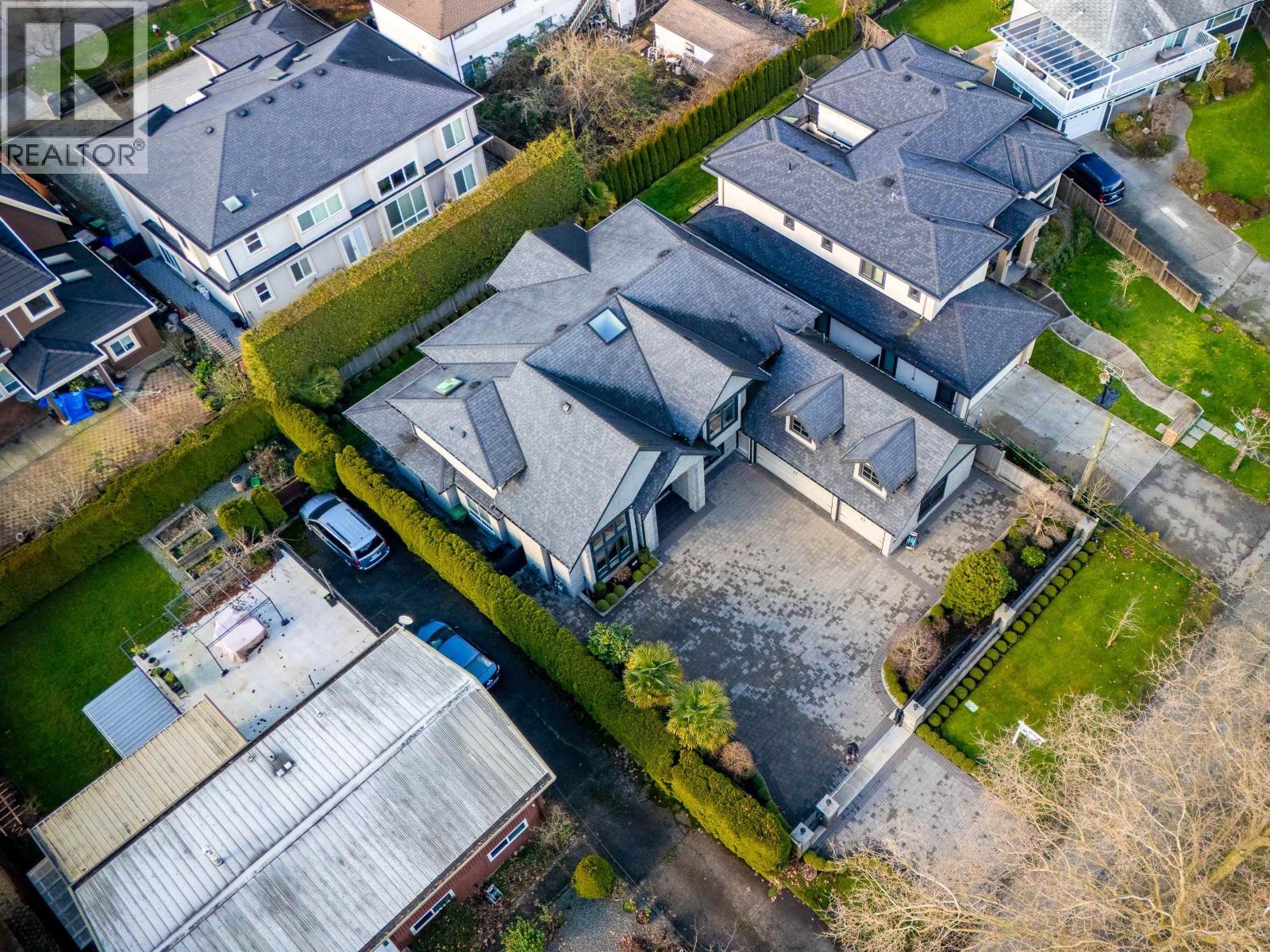 Listing Picture 39 of 39 : 9240 CHAPMOND CRESCENT, Richmond / 烈治文 - 魯藝地產 Yvonne Lu Group - MLS Medallion Club Member