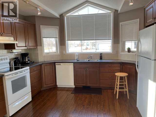 901 Nativity Bay, Rural Rocky View County, Alberta  T1X 1R1 - Photo 8 - A2281417