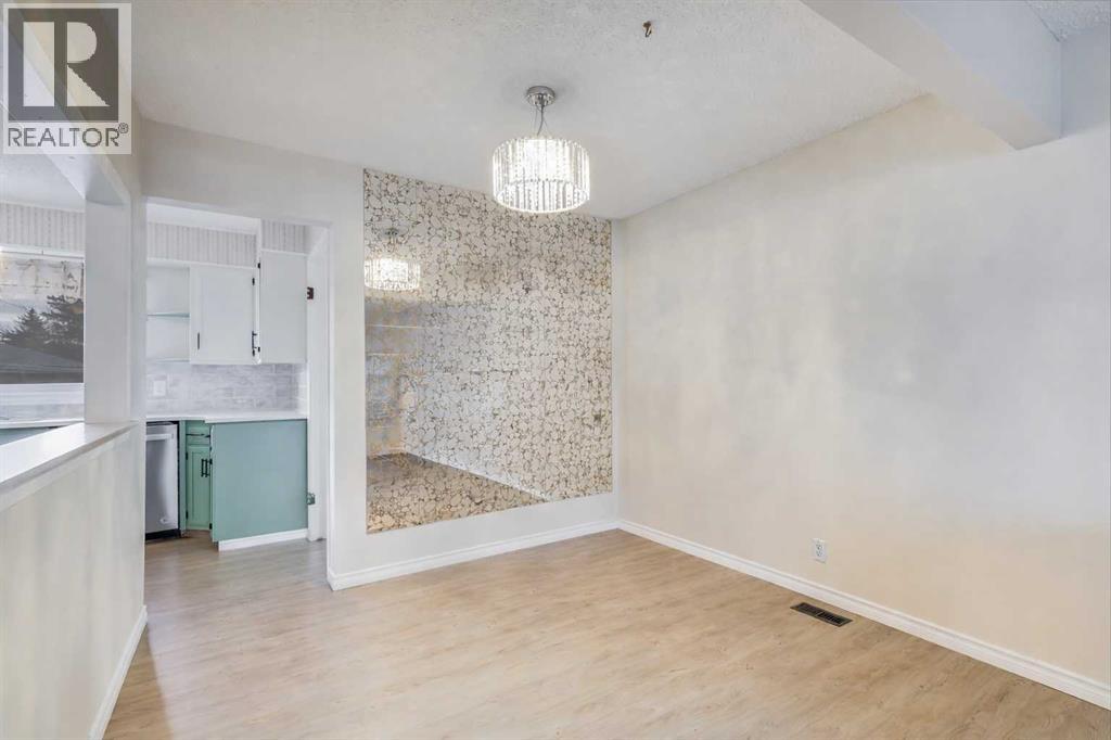 5611 Maidstone Crescent Ne, Calgary, Alberta  T2A 4C3 - Photo 5 - A2282564