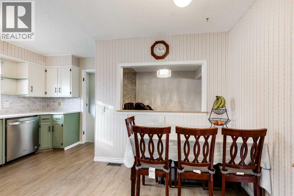 5611 Maidstone Crescent Ne, Calgary, Alberta  T2A 4C3 - Photo 10 - A2282564