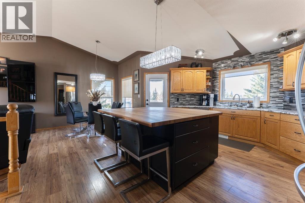 14 Riviera Drive, Lacombe, Alberta  T4L 2H6 - Photo 7 - A2286047