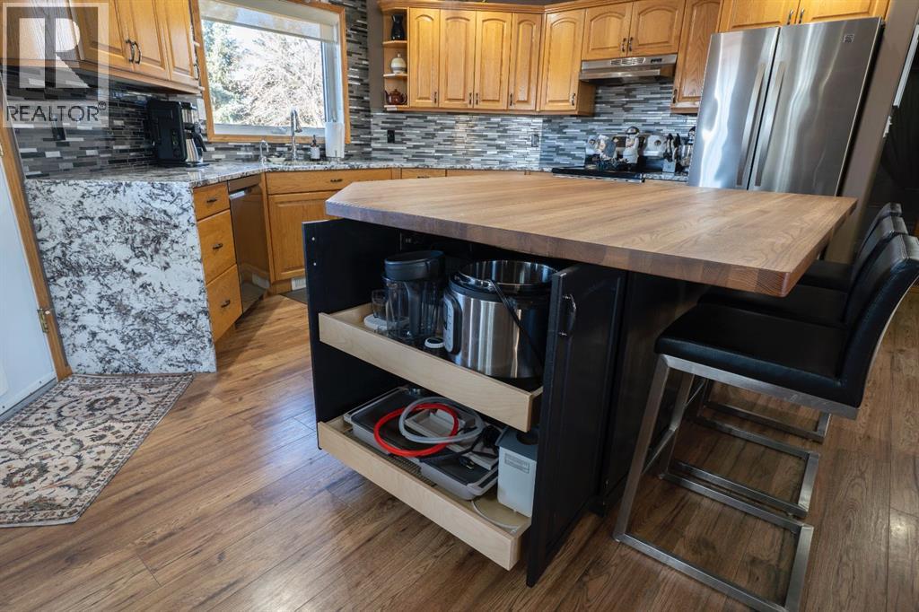 14 Riviera Drive, Lacombe, Alberta  T4L 2H6 - Photo 9 - A2286047