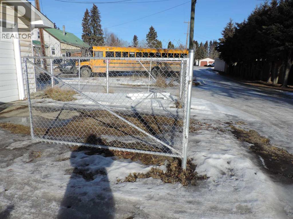 5014 51 Avenue, Rimbey, Alberta  T0C 2J0 - Photo 31 - A2285820