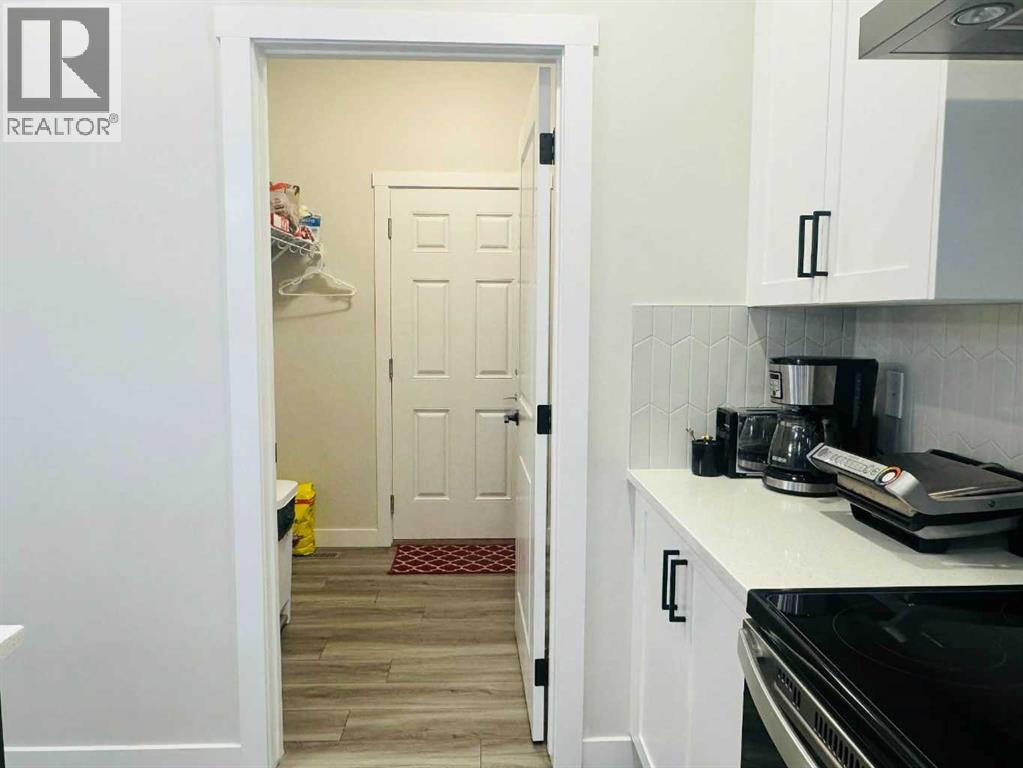 1509 Bayview Point Sw, Airdrie, Alberta  T4B 5K1 - Photo 15 - A2285478