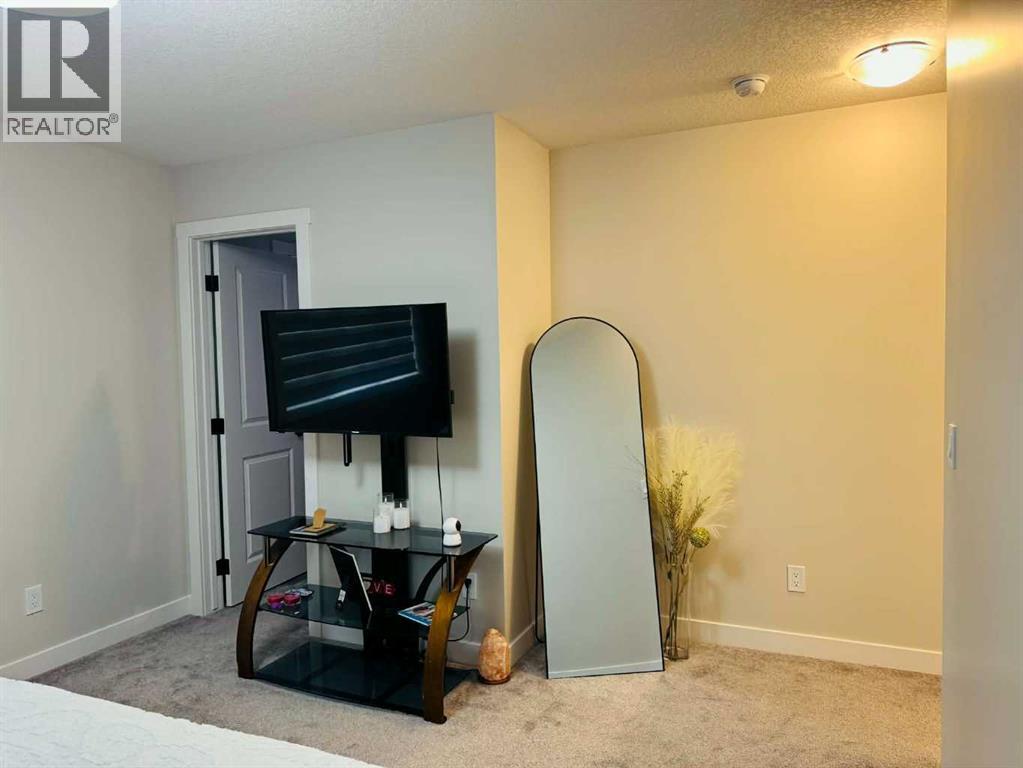 1509 Bayview Point Sw, Airdrie, Alberta  T4B 5K1 - Photo 26 - A2285478