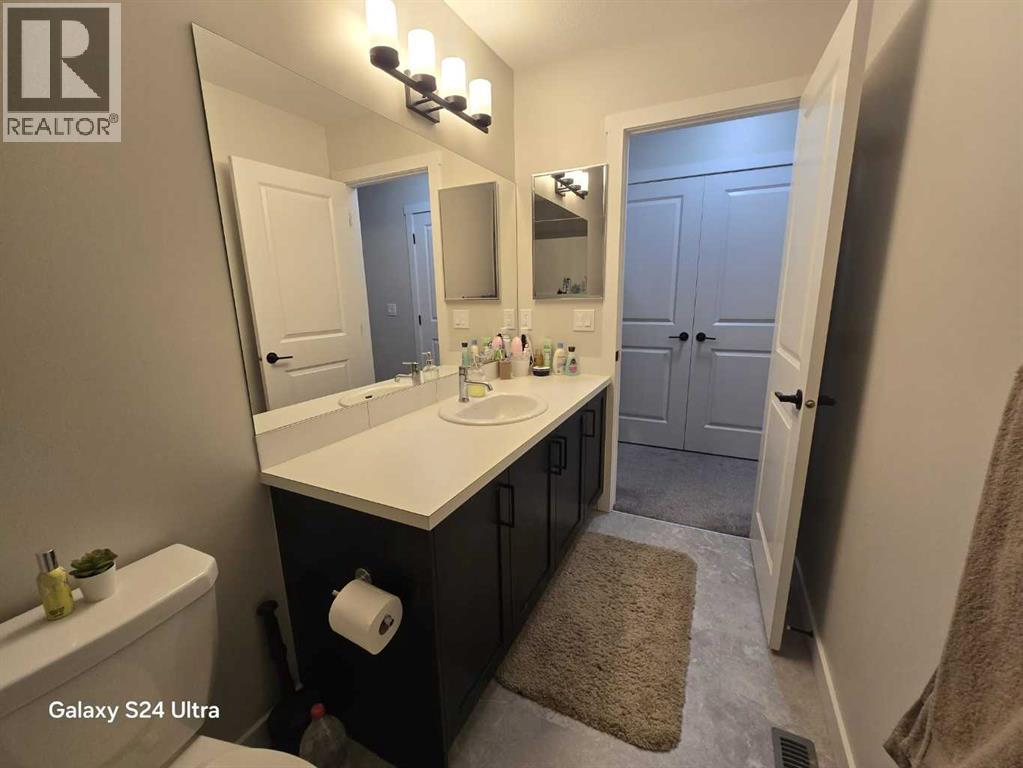 1509 Bayview Point Sw, Airdrie, Alberta  T4B 5K1 - Photo 27 - A2285478