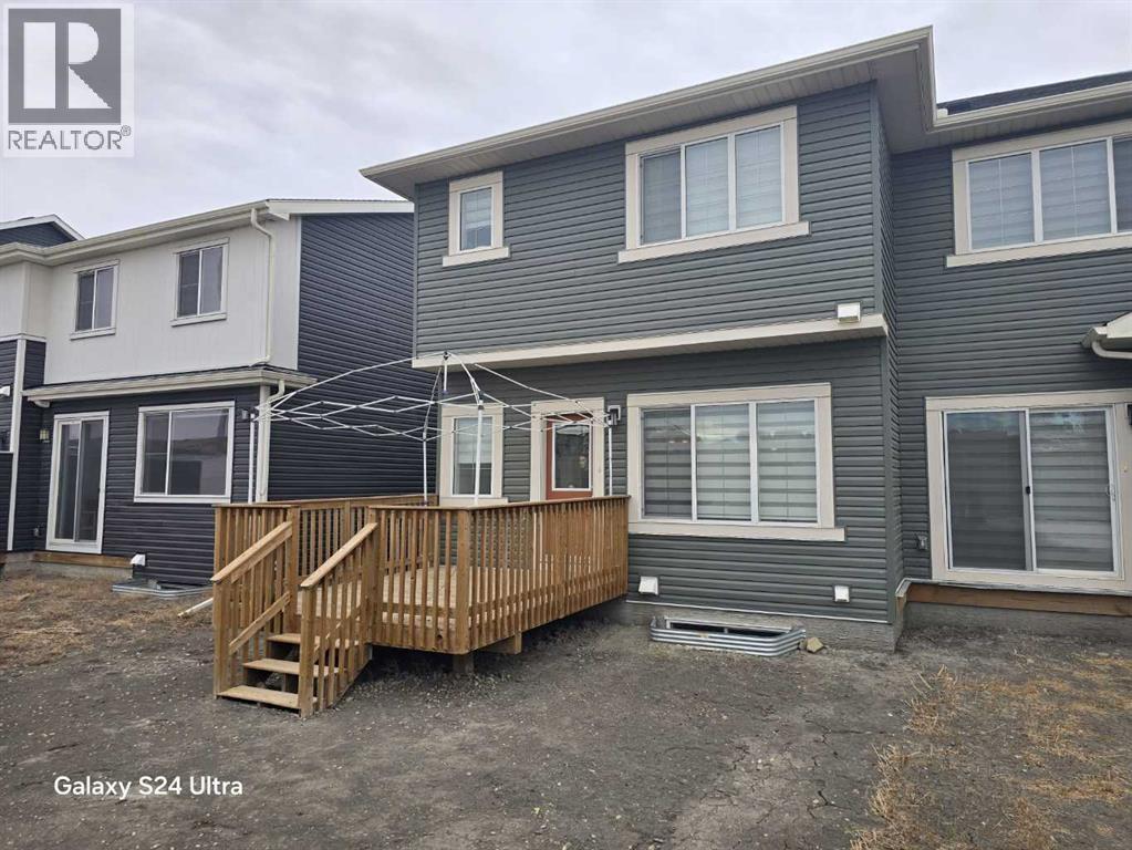 1509 Bayview Point Sw, Airdrie, Alberta  T4B 5K1 - Photo 38 - A2285478