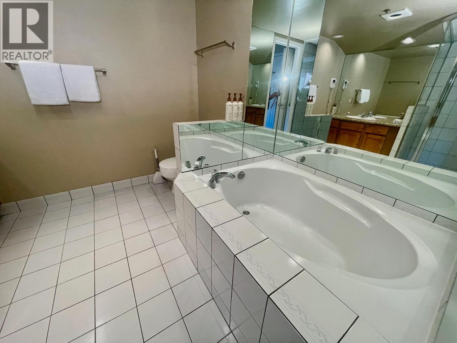 Week 11 902-4293 Mountain Square, Whistler, British Columbia  V8E 1B8 - Photo 16 - R3089916