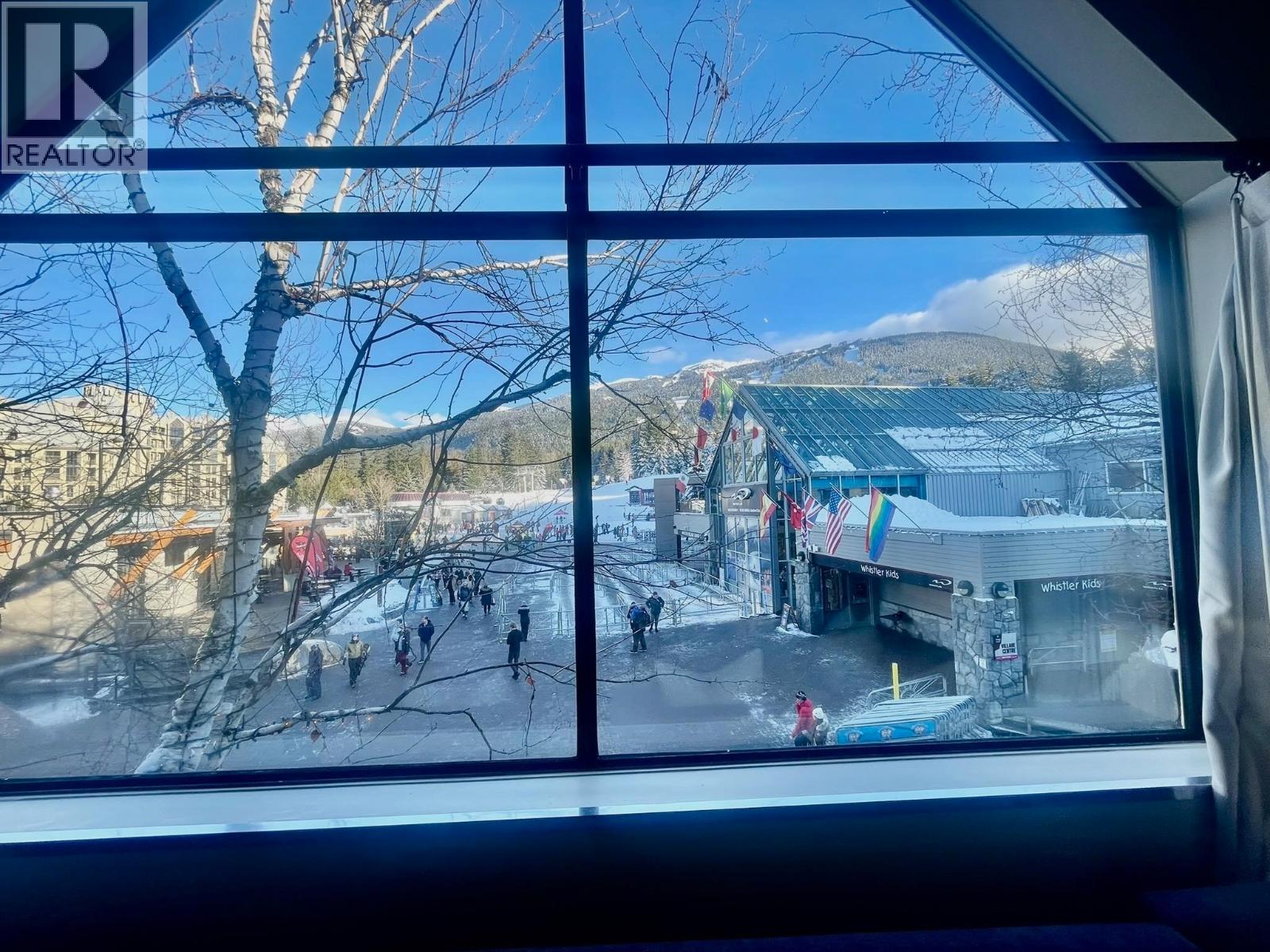 Week 11 902-4293 Mountain Square, Whistler, British Columbia  V8E 1B8 - Photo 2 - R3089916