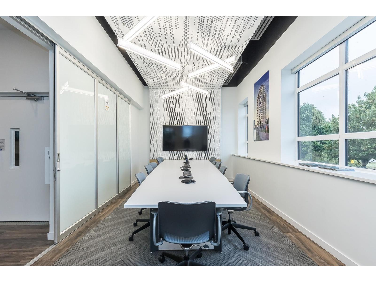 105 & 205 43995 Progress Way, West Chilliwack, Chilliwack, British Columbia  V2R 0E6 - Photo 12 - C8076208