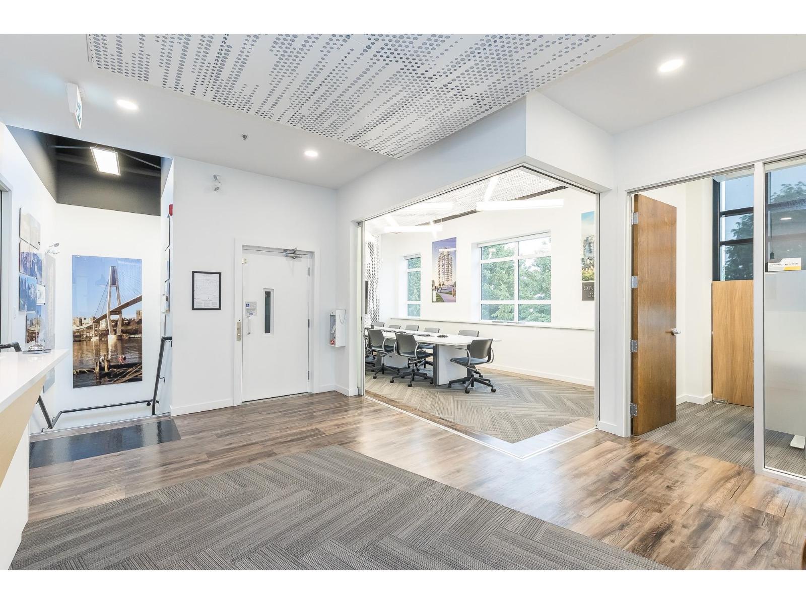 105 & 205 43995 Progress Way, West Chilliwack, Chilliwack, British Columbia  V2R 0E6 - Photo 9 - C8076208