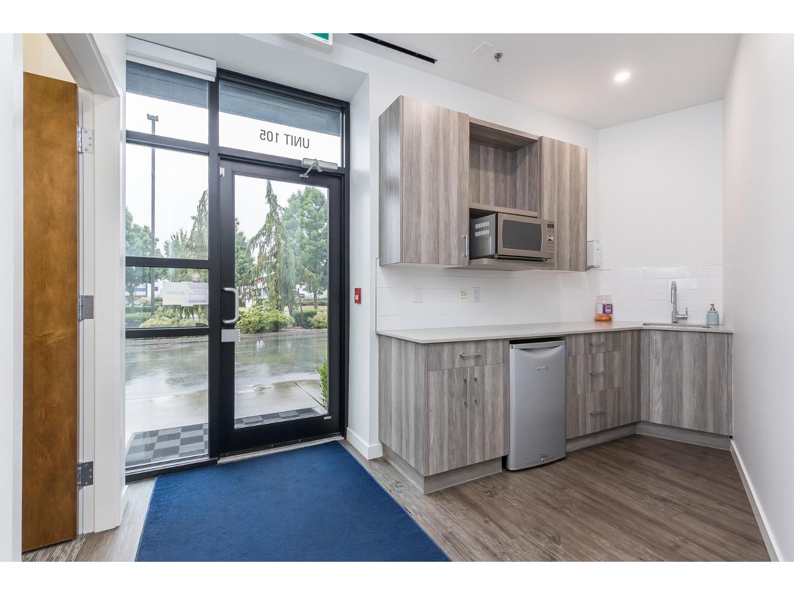 105 & 205 43995 Progress Way, West Chilliwack, Chilliwack, British Columbia  V2R 0E6 - Photo 38 - C8076208