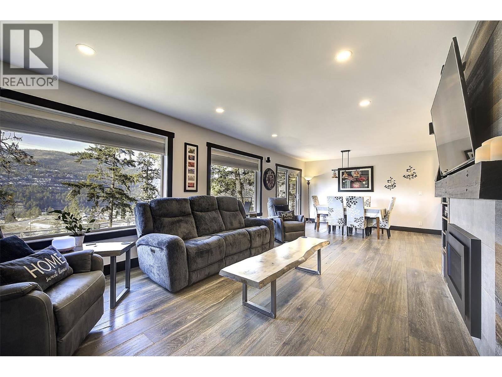 2094 Tomat Avenue, Kelowna, British Columbia  V1Z 3J2 - Photo 4 - 10375728