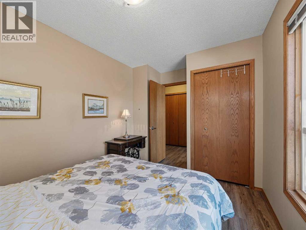 12 Deer Ridge Close Se, Calgary, Alberta  T2J 7C2 - Photo 15 - A2284269