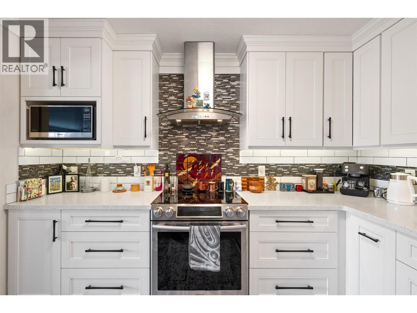 1820 Atkinson Street Unit# 304, Penticton, British Columbia  V2A 7M6 - Photo 3 - 10376024