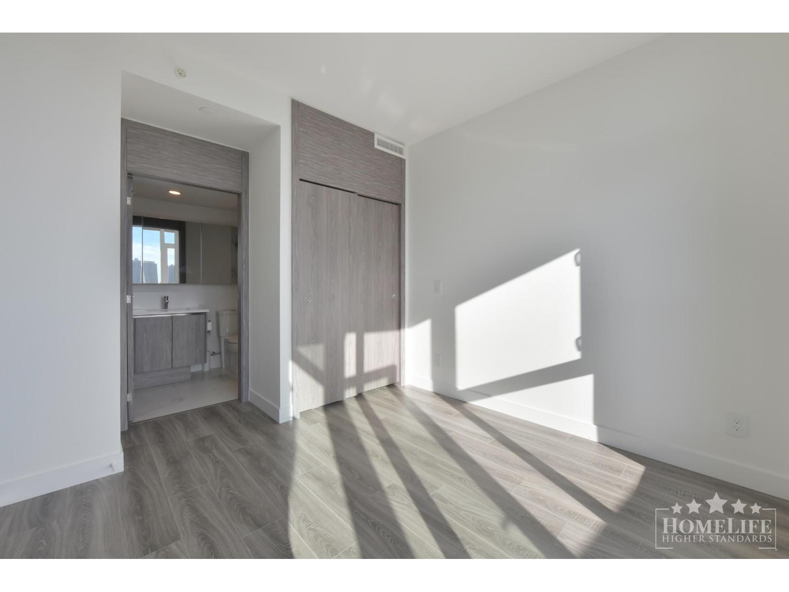 804 10750 135a Street, Surrey, British Columbia  V3T 0V4 - Photo 11 - R3089957