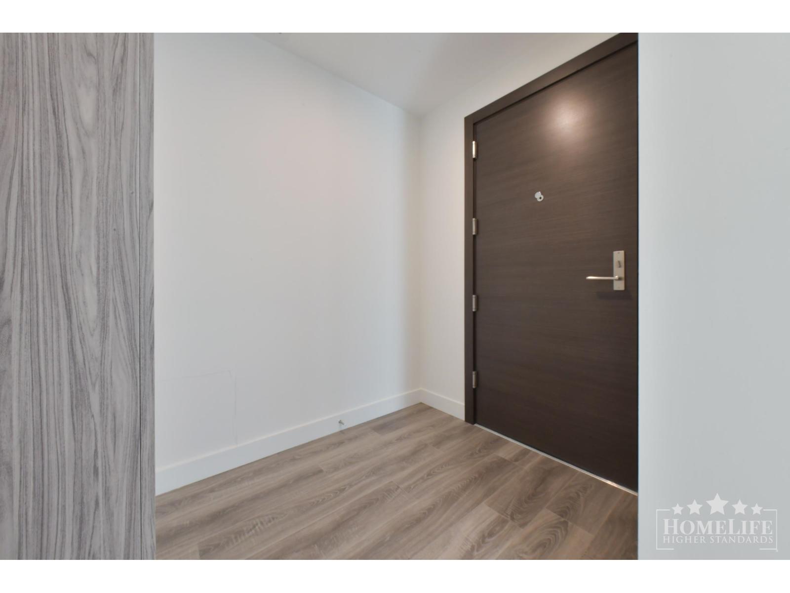 804 10750 135a Street, Surrey, British Columbia  V3T 0V4 - Photo 3 - R3089957