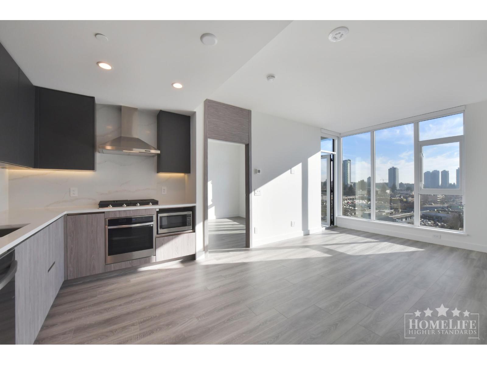 804 10750 135a Street, Surrey, British Columbia  V3T 0V4 - Photo 4 - R3089957