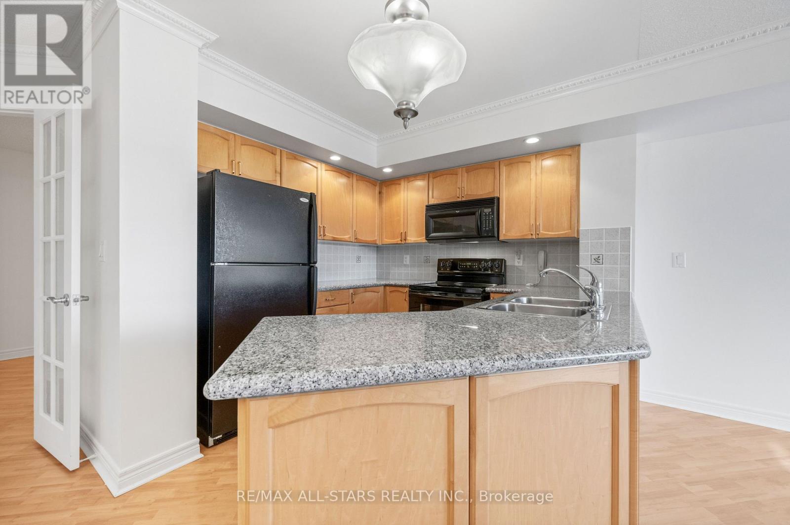 536 - 33 Cox Boulevard, Markham, Ontario  L3R 8A6 - Photo 18 - N12788688