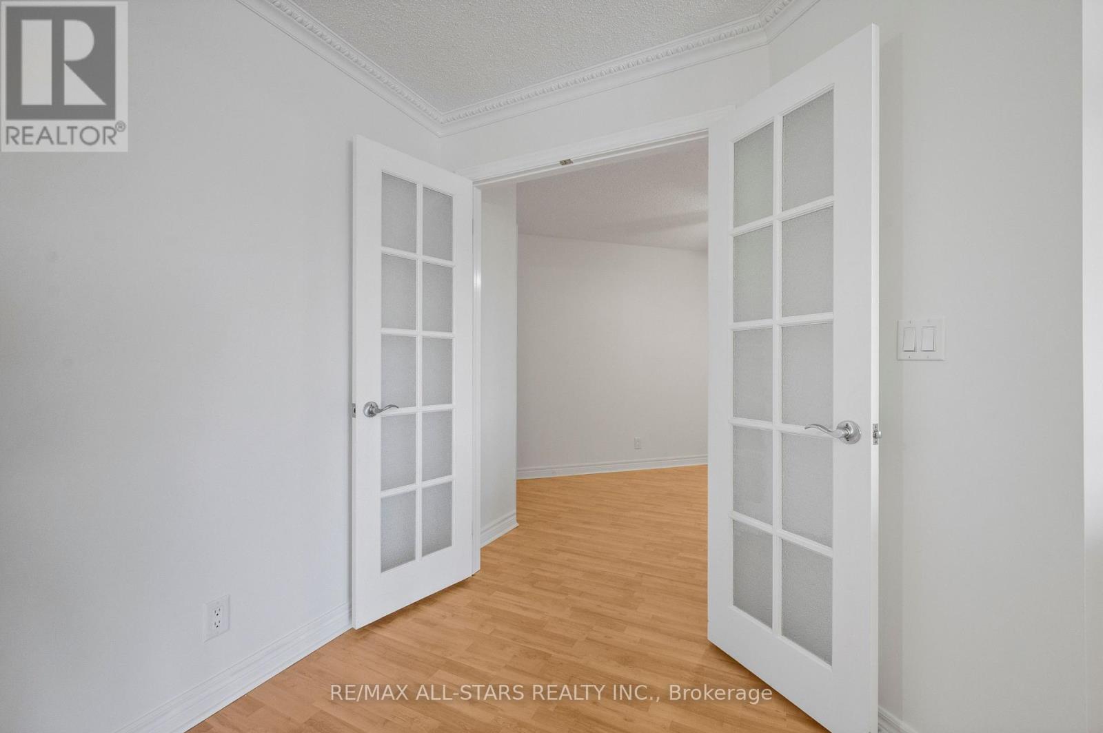 536 - 33 Cox Boulevard, Markham, Ontario  L3R 8A6 - Photo 24 - N12788688