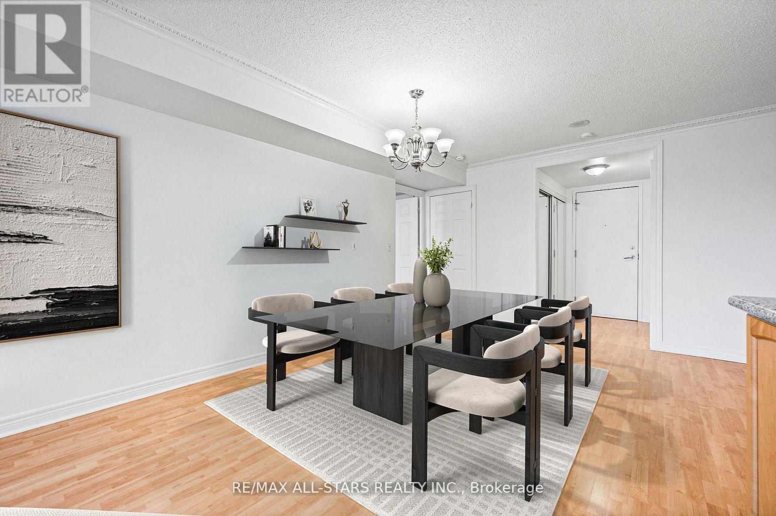 536 - 33 Cox Boulevard, Markham, Ontario  L3R 8A6 - Photo 5 - N12788688