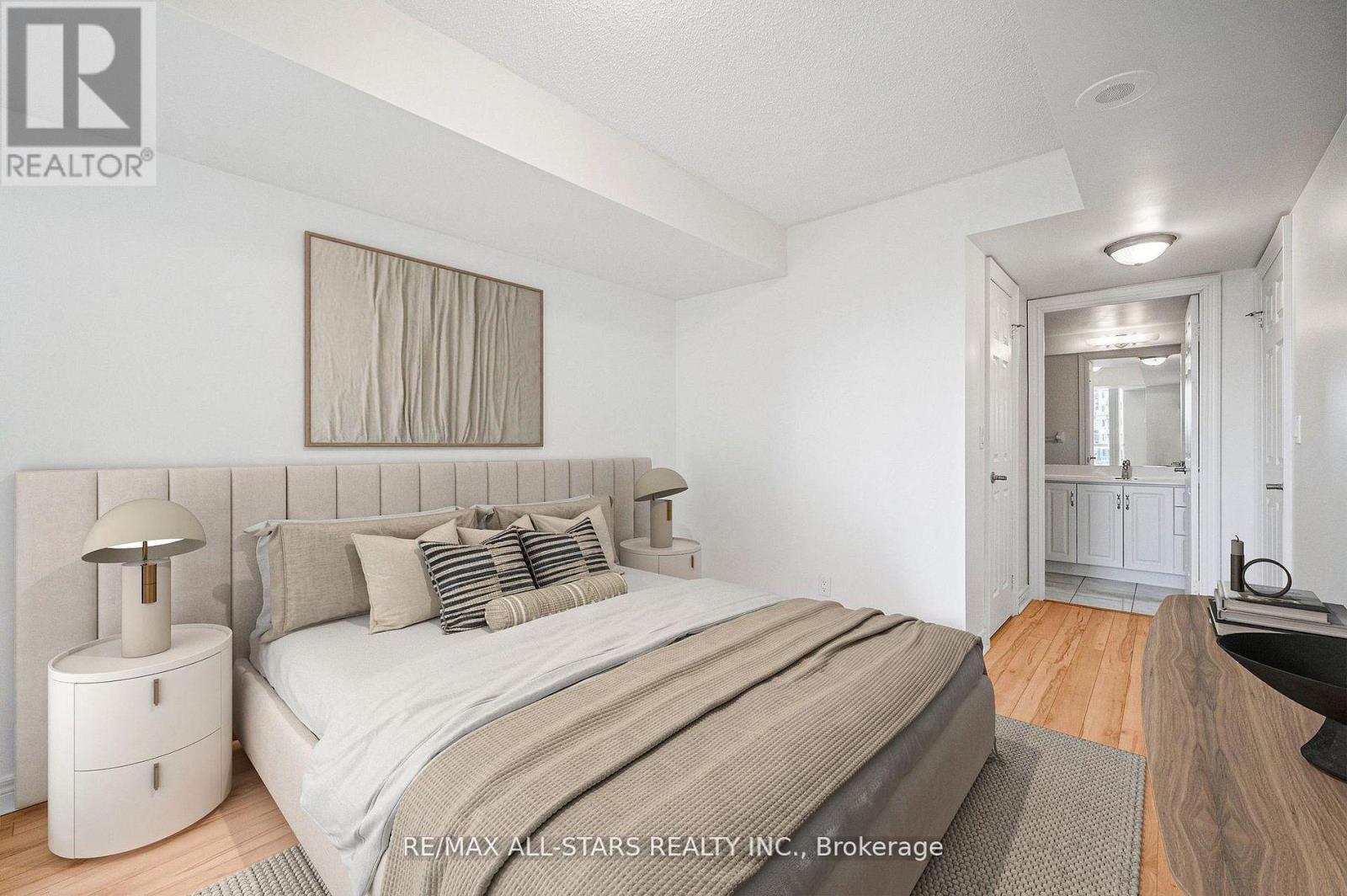 536 - 33 Cox Boulevard, Markham, Ontario  L3R 8A6 - Photo 9 - N12788688