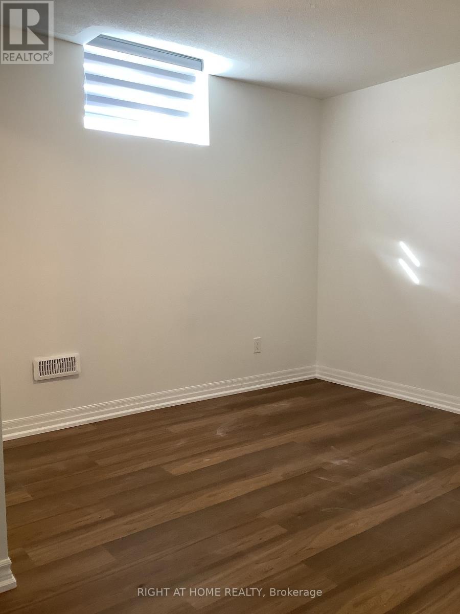 Basement - 14 Connell Drive, Georgina, Ontario  L4P 0J4 - Photo 9 - N12788694