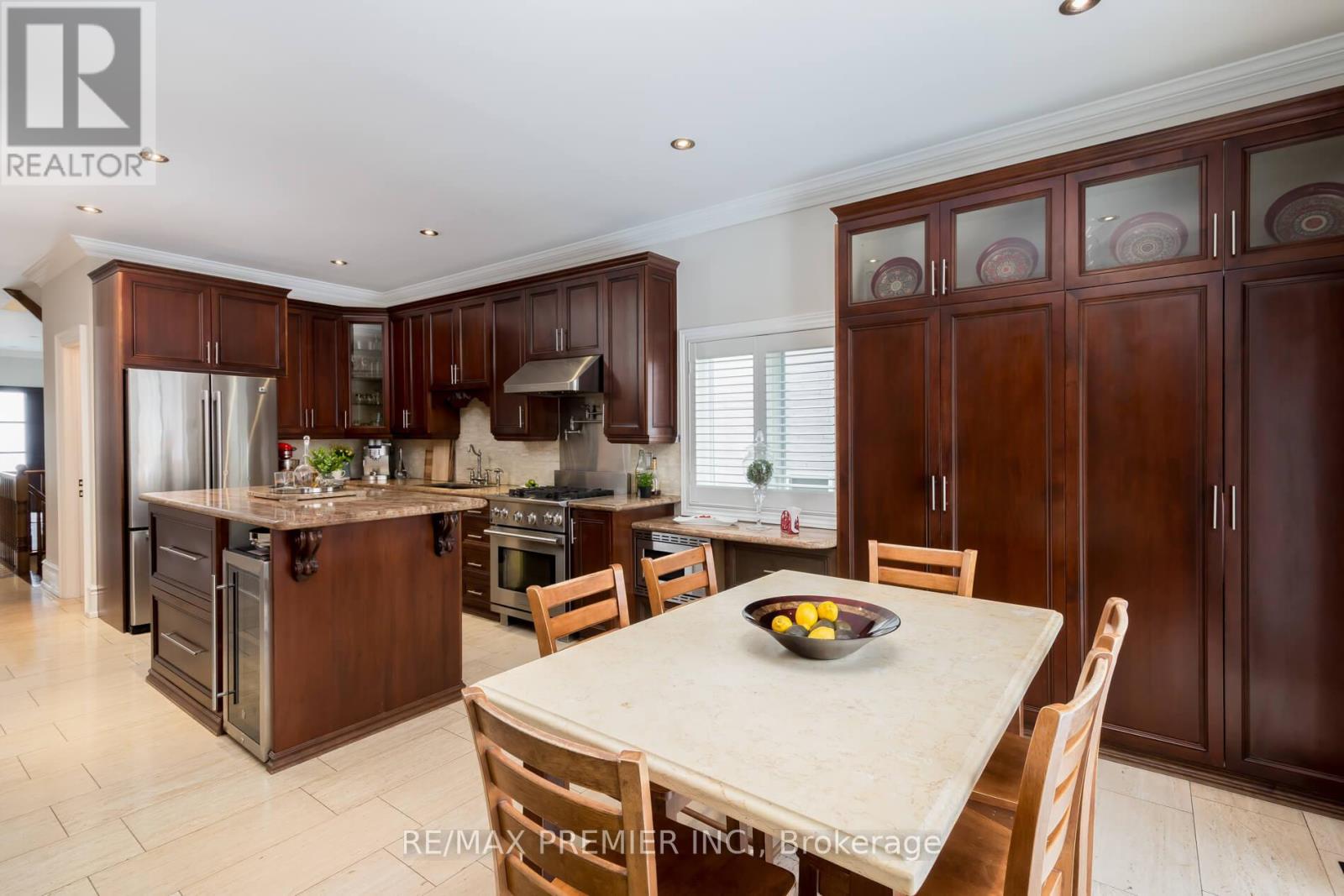 128 Clarence Street, Vaughan, Ontario  L4L 1L3 - Photo 13 - N12788706