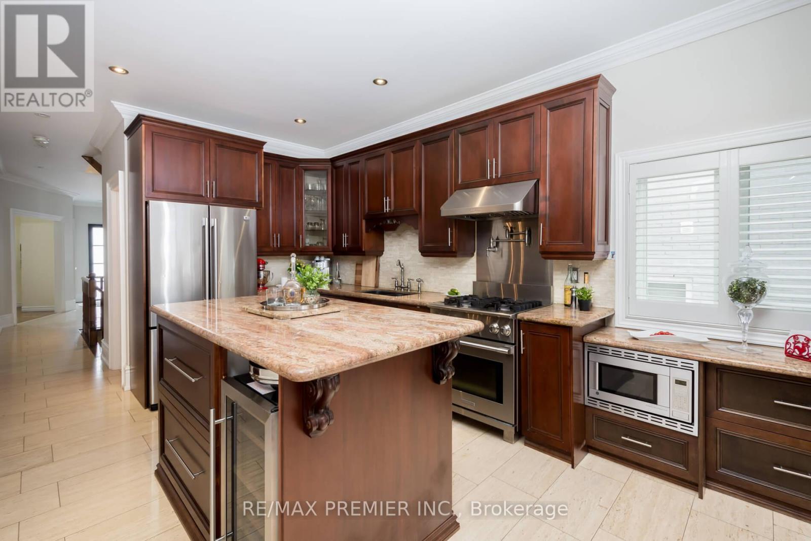 128 Clarence Street, Vaughan, Ontario  L4L 1L3 - Photo 14 - N12788706