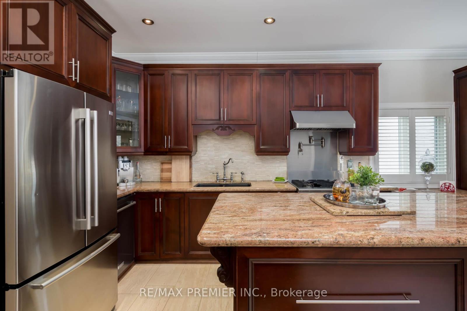 128 Clarence Street, Vaughan, Ontario  L4L 1L3 - Photo 15 - N12788706