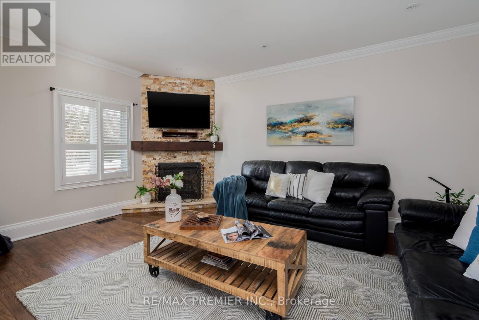 128 Clarence Street, Vaughan, Ontario  L4L 1L3 - Photo 18 - N12788706